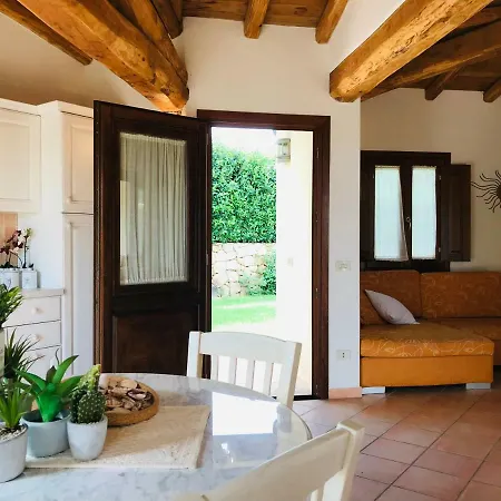 Vista Mare Con Piscina Vila