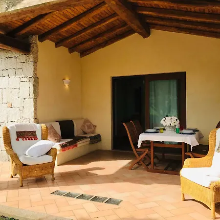 Villa Vista Mare Con Piscina San Teodoro (Sardinia)