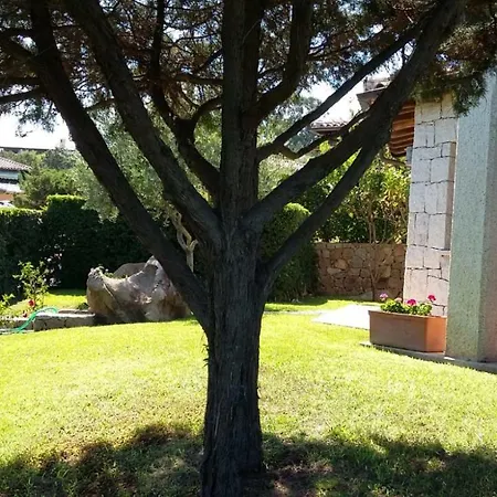 Vista Mare Con Piscina Villa