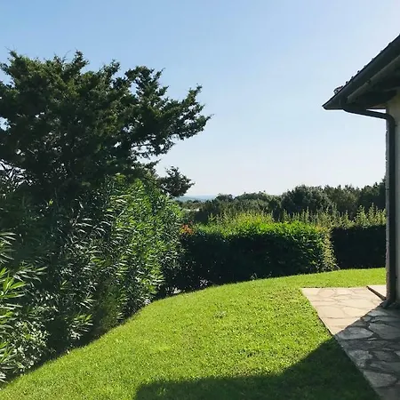 Vista Mare Con Piscina